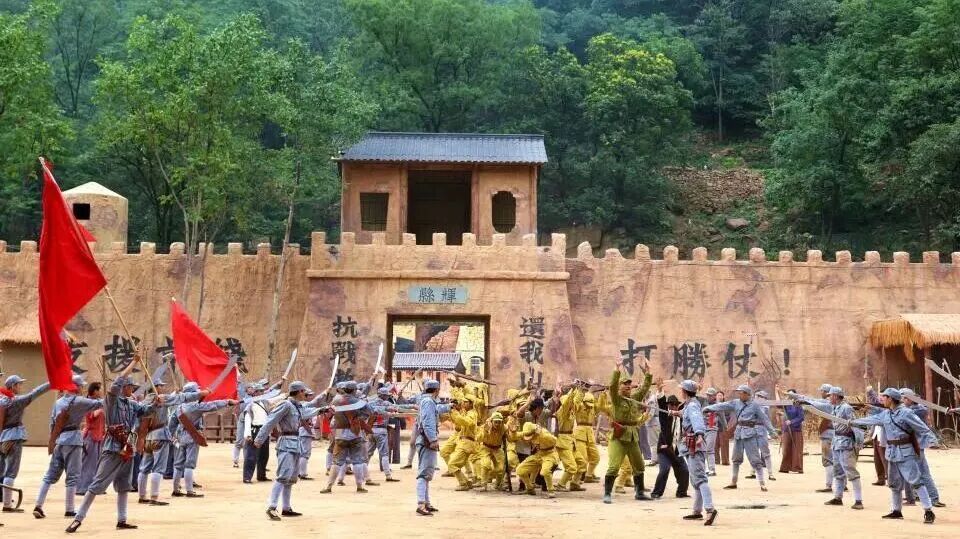 五一还没到，关山八里沟先燃了！《举起手来3》4.28-4.29现场拍摄，偶遇明星就这两天