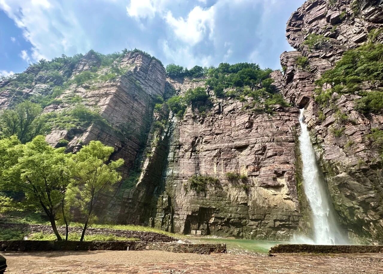 万仙山若克攀岩队正式扬帆起航!为攀岩爱好者搭建更专业运动平台! 万仙山若克攀岩队正式扬帆起航!为攀岩爱好者搭建更专业运动平台!