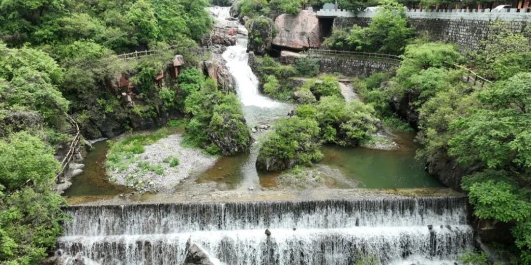 雨后限定仙境！云海翻涌+飞瀑交织，5.19门票福利速冲！