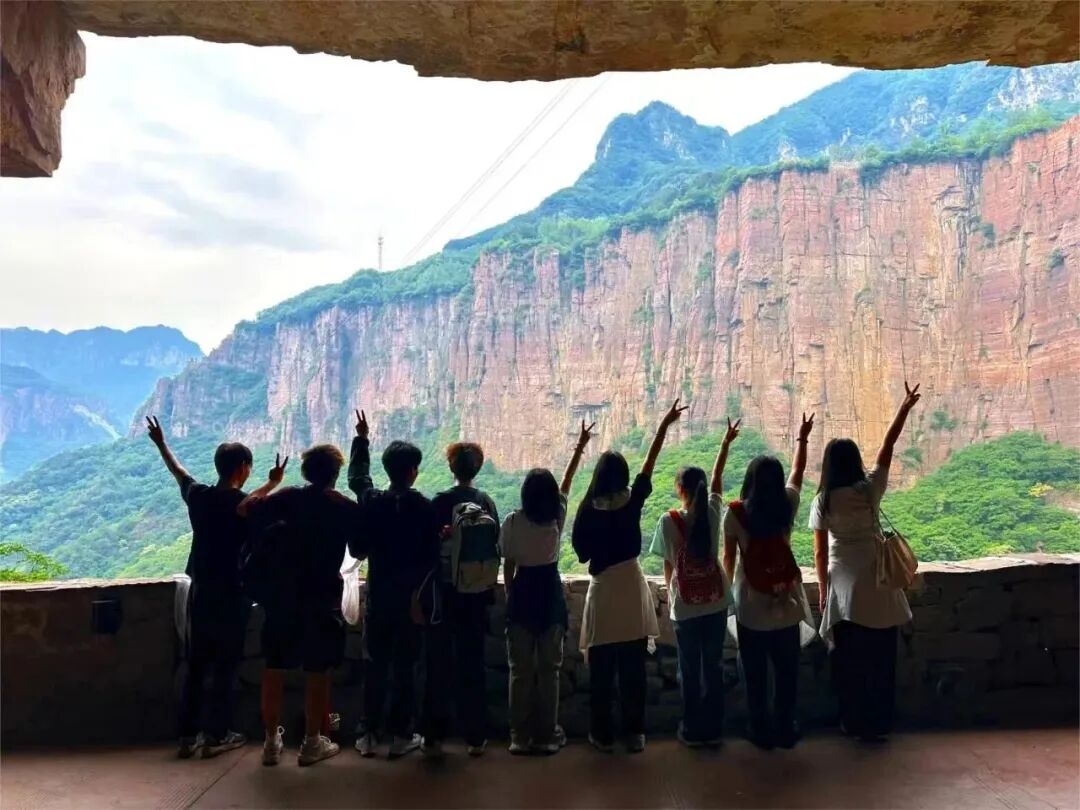 奔赴山野致青春|新乡南太行中高考生免票,一站式搞定毕业旅行 奔赴山野致青春|新乡南太行中高考生免票,一站式搞定毕业旅行