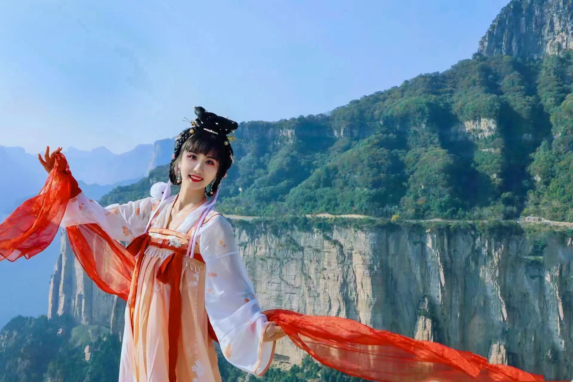 六一免票!全家“漂”起来!新乡南太行暑期政策提前享,考生免费玩到嗨! 六一免票!全家“漂”起来!新乡南太行暑期政策提前享,考生免费玩到嗨!