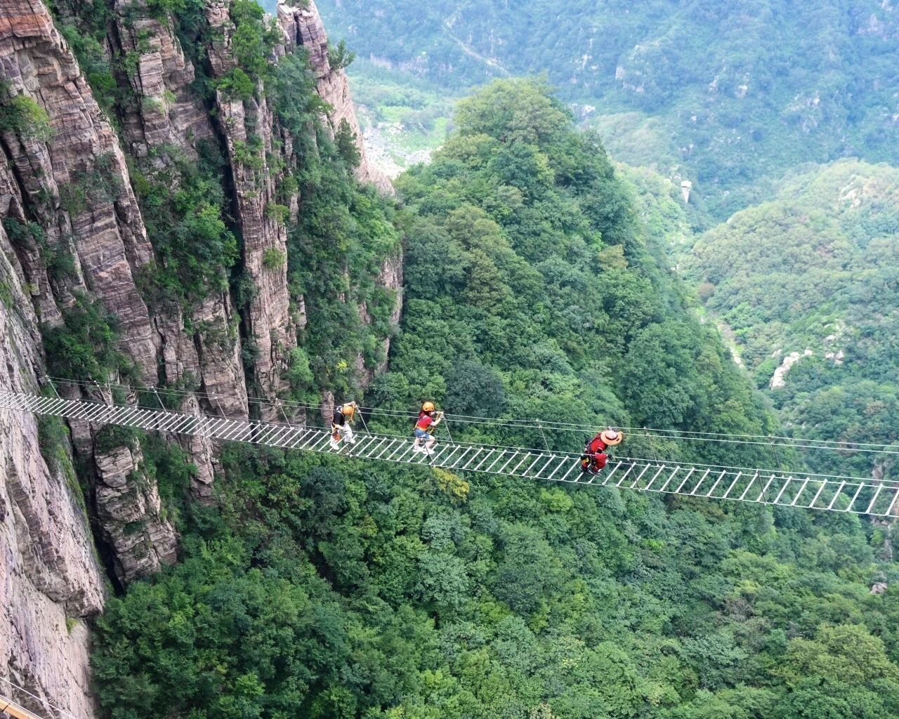 新乡南太行的解压狂欢之旅,夯爆了!文末有福利~ 新乡南太行的解压狂欢之旅,夯爆了!文末有福利~