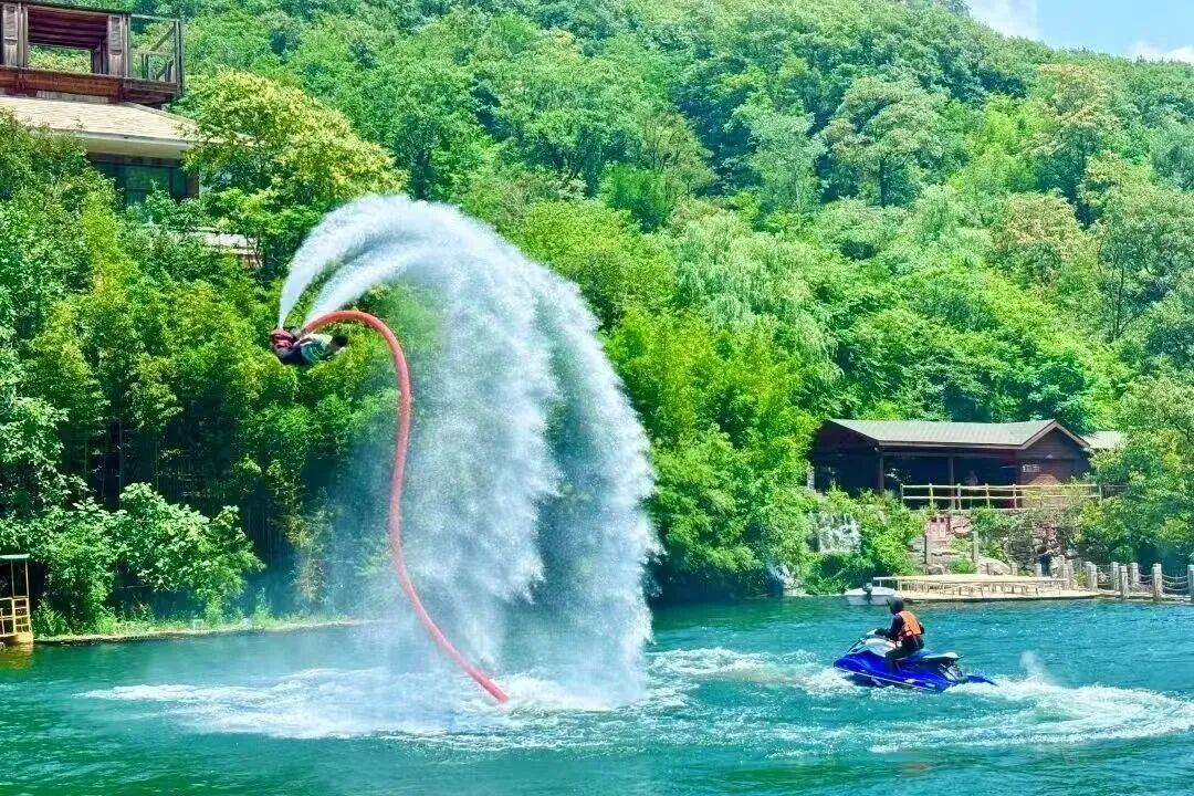 王炸福利!新乡南太行18岁以下免门票,吃喝玩乐狂欢一整夏 王炸福利!新乡南太行18岁以下免门票,吃喝玩乐狂欢一整夏