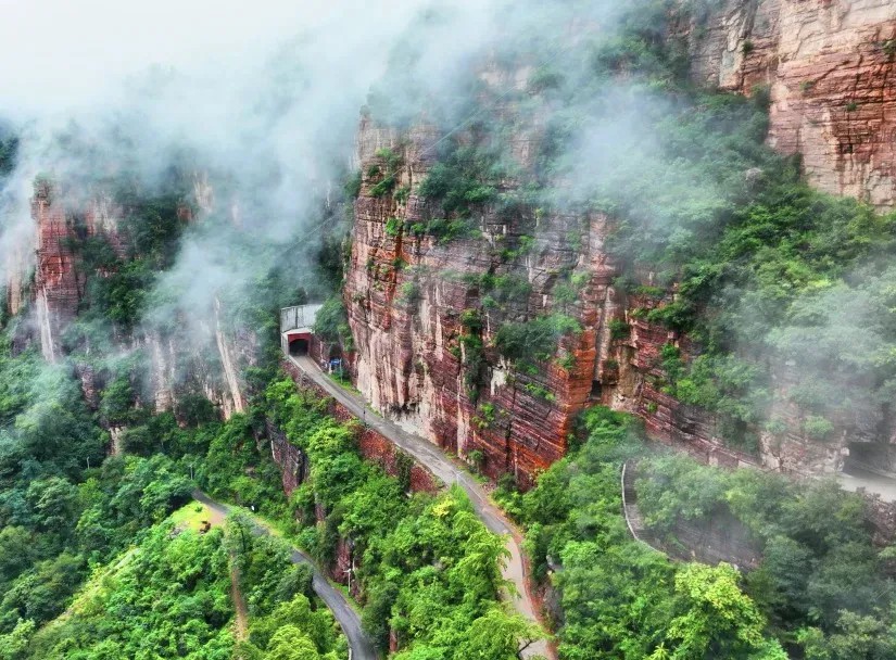 雨歇太行,云海飞瀑!来新乡南太行邂逅限定仙境! 雨歇太行,云海飞瀑!来新乡南太行邂逅限定仙境!