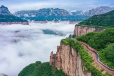 雨歇太行,云海飞瀑!来新乡南太行邂逅限定仙境!