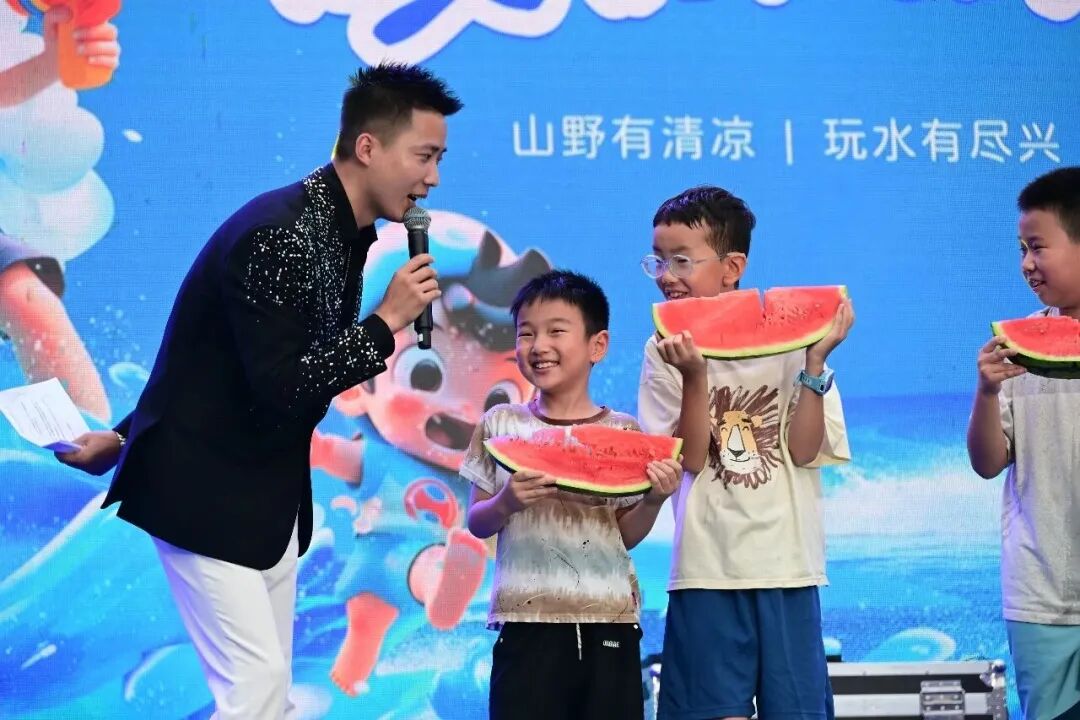 昼玩水，夜狂欢，八里沟亲水文化季“白+黑”欢乐不重样！