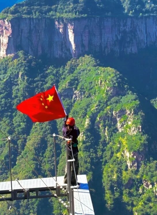 月落太行留秋韵，山海相约待国庆丨新乡南太行邀你共赴秋日盛景