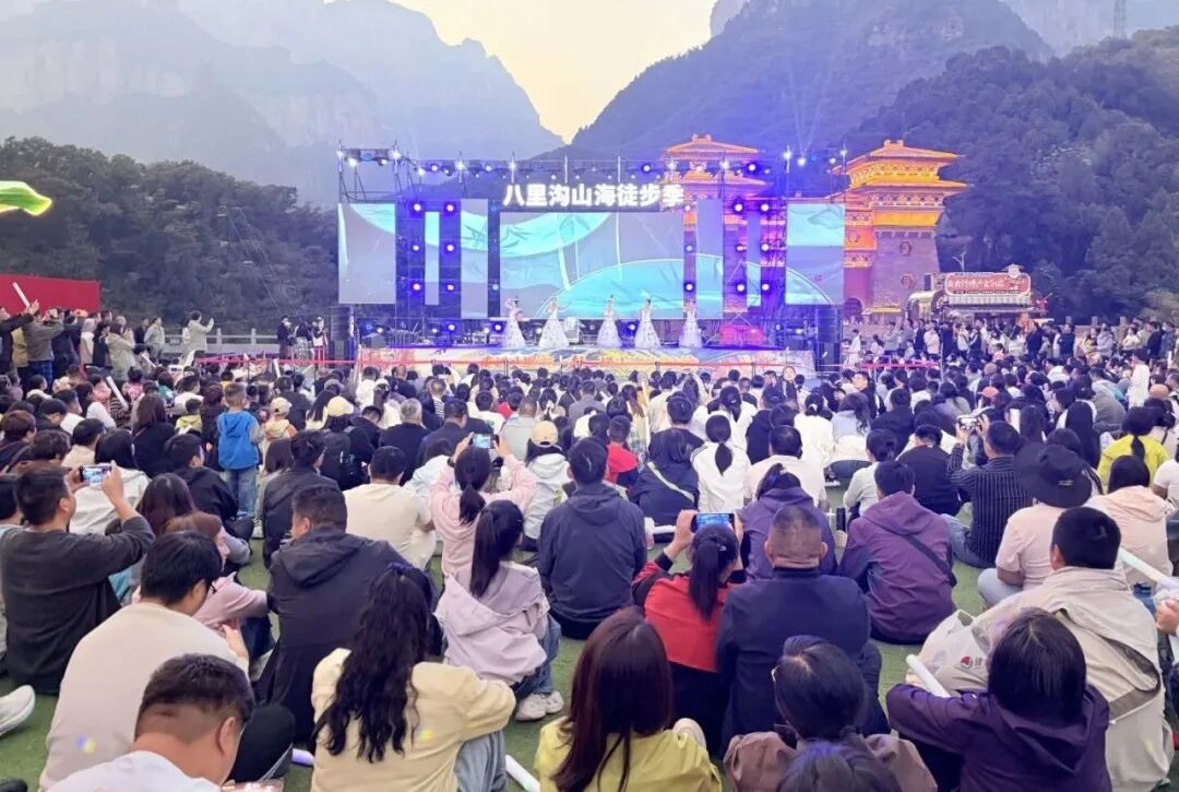 多“色”坚守,守护每一场奔赴山河的相遇! 多“色”坚守,守护每一场奔赴山河的相遇!