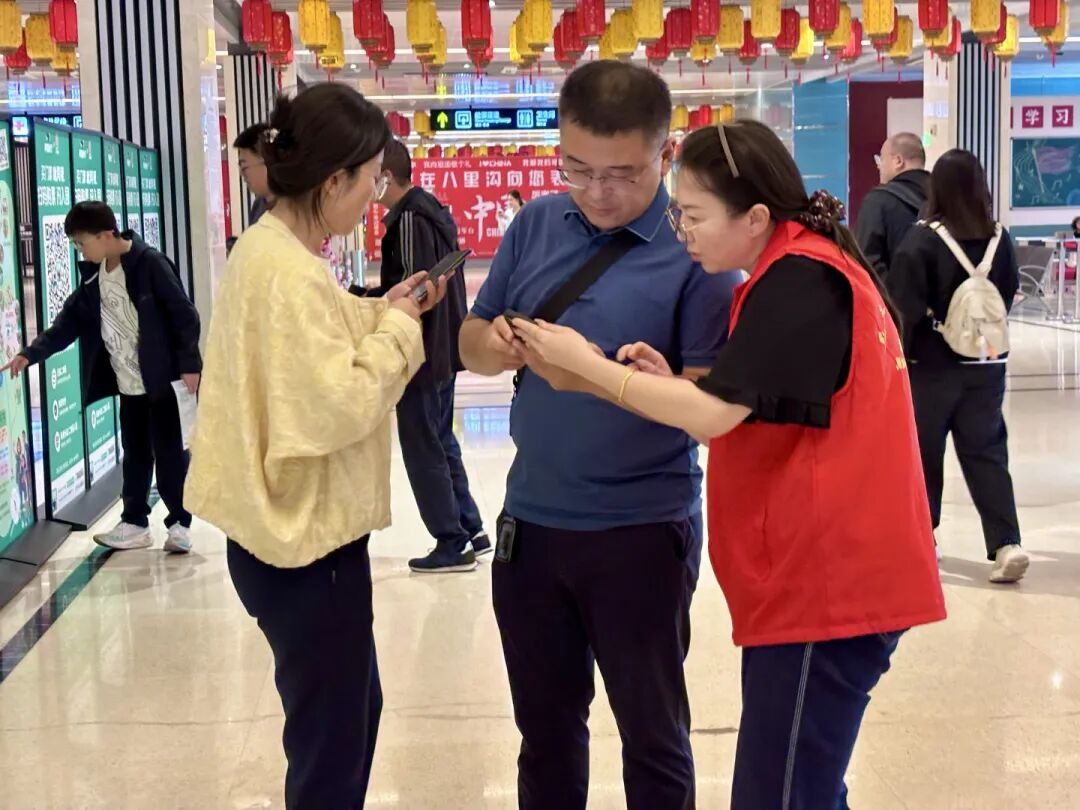多“色”坚守,守护每一场奔赴山河的相遇! 多“色”坚守,守护每一场奔赴山河的相遇!