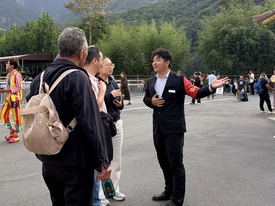 多“色”坚守,守护每一场奔赴山河的相遇! 多“色”坚守,守护每一场奔赴山河的相遇!