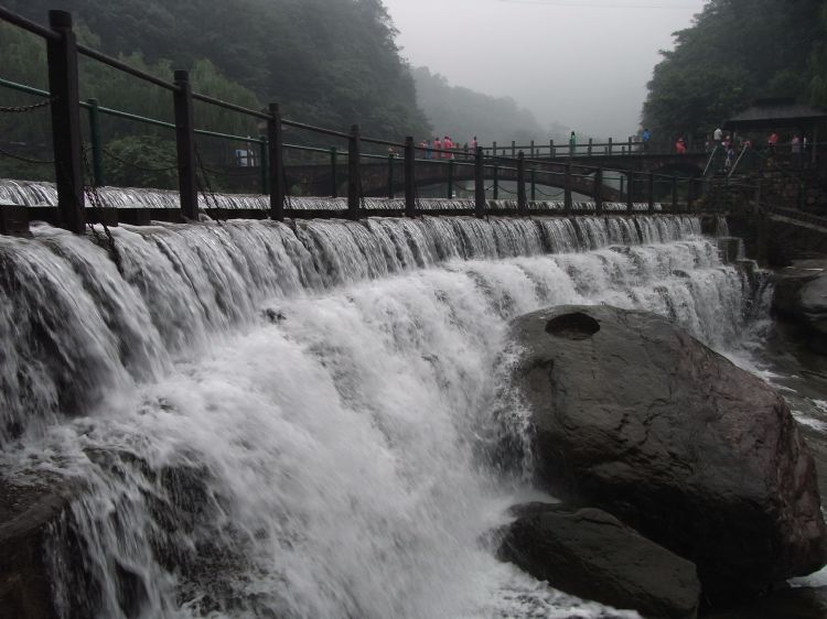 河南新乡八里沟1日游